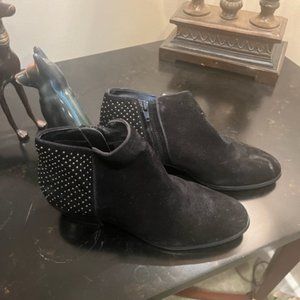Steve Madden Paver suede ankle bootie